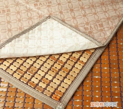 凉席是什么原因让它这么凉快,避暑凉席