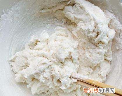 空心芝麻球的做法，芝麻球是怎么做出来的