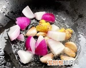 鸡爪煲怎么烧，鸡爪煲的做法