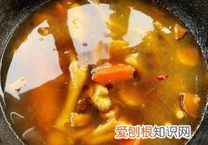 鸡爪煲怎么烧，鸡爪煲的做法
