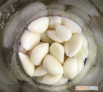 糖醋蒜为什么冒气泡，打开腊八醋瓶子为什么冒气泡