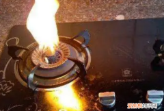 煤气灶点火回火怎么维修，煤气灶回火原因和处理方法视频
