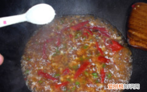 鱼香豆腐正宗的做法，在家怎么做鱼香豆腐简单方便又好吃