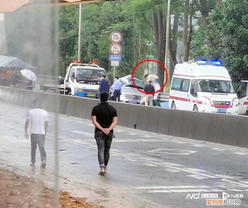 “你是女侠吧！”车祸现场，惠州休班护士穿着睡衣营救伤员
