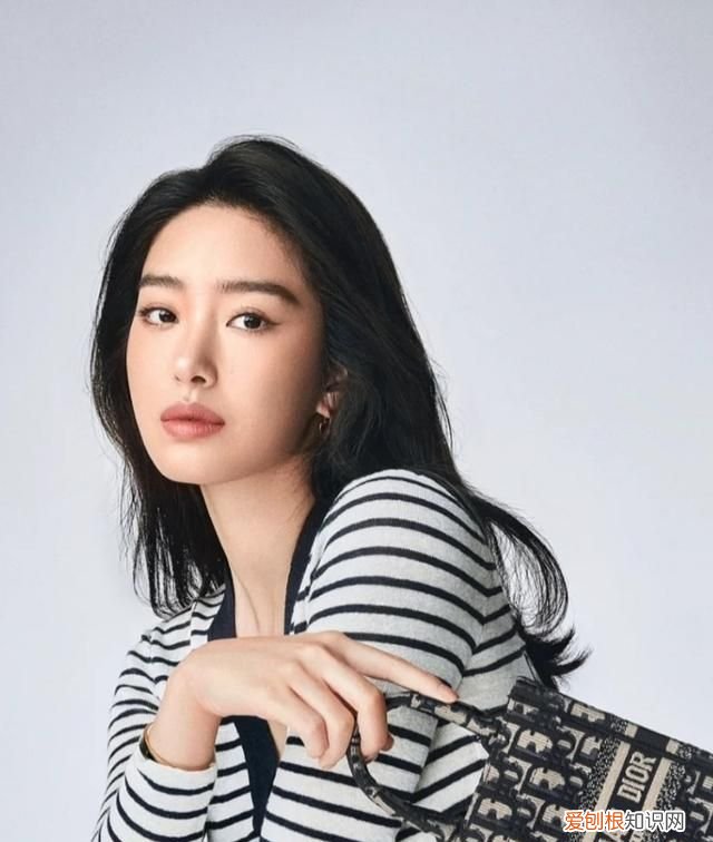 尖形脸或菱形脸适合留什么发型