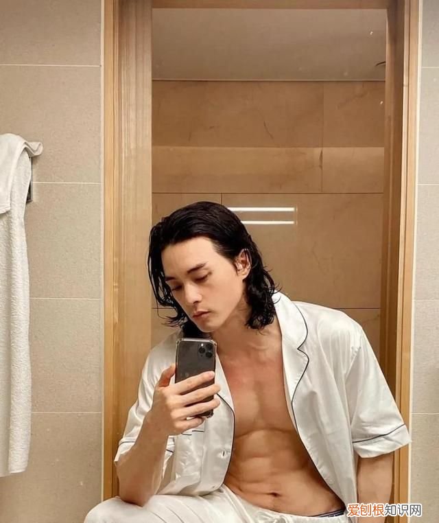 韩版纸钞屋最美人质 电影《纸钞屋》