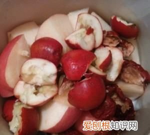 山楂红枣苹果汤的做法，如何熬制苹果山楂红枣汤