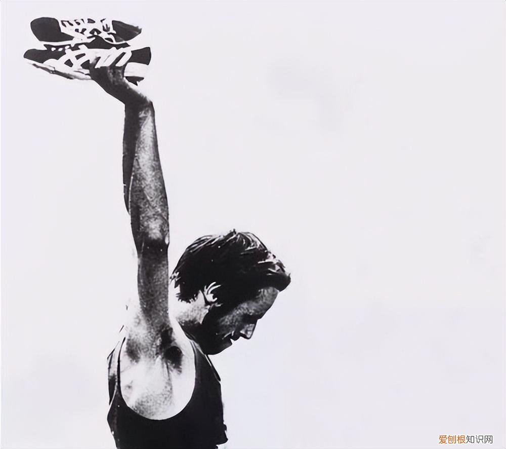 跑鞋之王是哪个品牌