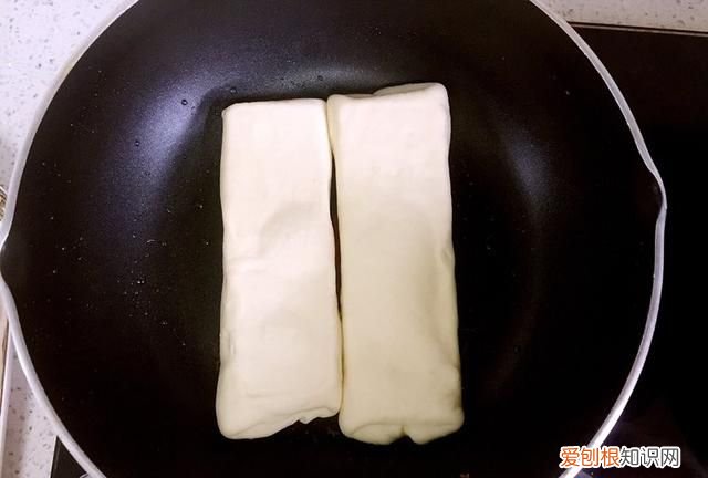 奶豆腐怎么吃，奶豆腐饼的做法步骤图奶豆腐饼怎么做好吃