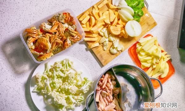 正宗蟹煲的做法，肉蟹煲的家常做法窍门
