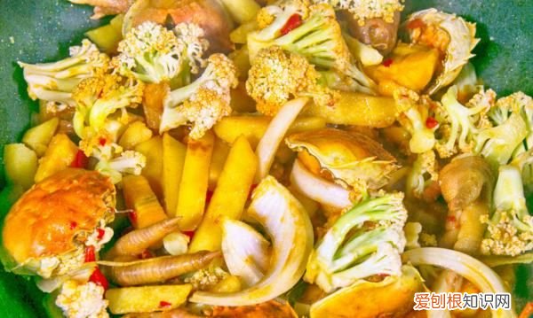 正宗蟹煲的做法，肉蟹煲的家常做法窍门