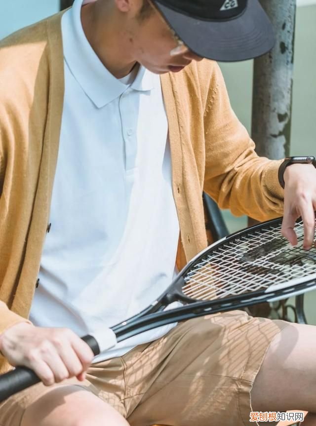 男士穿搭需要的几件基础款,男生必备的时尚穿搭