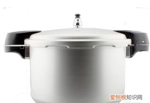 高压锅加水的最佳位置,高压锅最多加水到什么位置