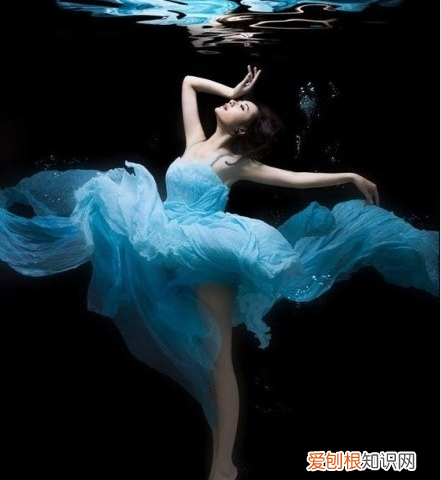 PS需要咋滴才能拉长腿,photoshop怎么把图片拉长