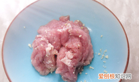 香脆炸粉怎么用，百佳味的香脆炸粉怎么炸鸡腿好吃