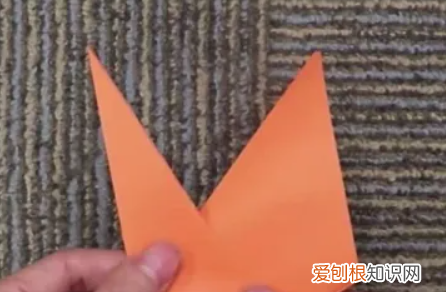 小鸡怎么折纸，折纸可爱小鸡的做法