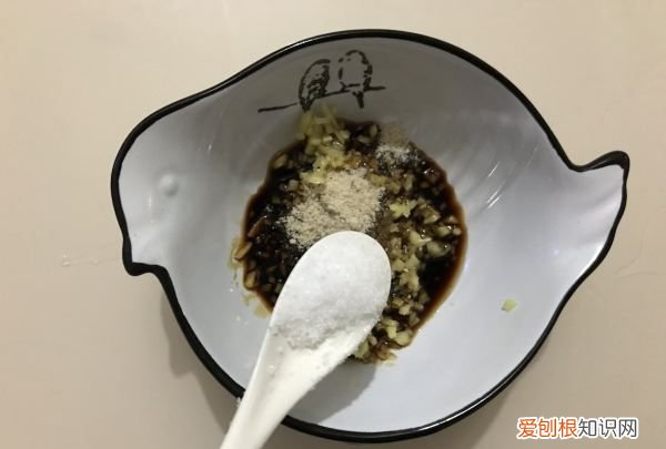 姜汁松花蛋怎么做好吃，姜汁松花蛋的酱汁怎么调