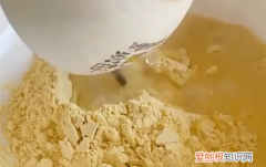 稀面糊饼的家常做法，用稀面糊做软饼怎么容易薄