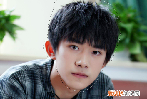 Ps怎么换脸图片，PS需要咋滴才能换脸