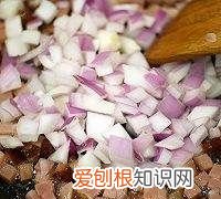 腊肉饭的电饭煲做法，电饭煲怎么做腊味饭?