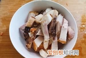 腊肉饭的电饭煲做法，电饭煲怎么做腊味饭?