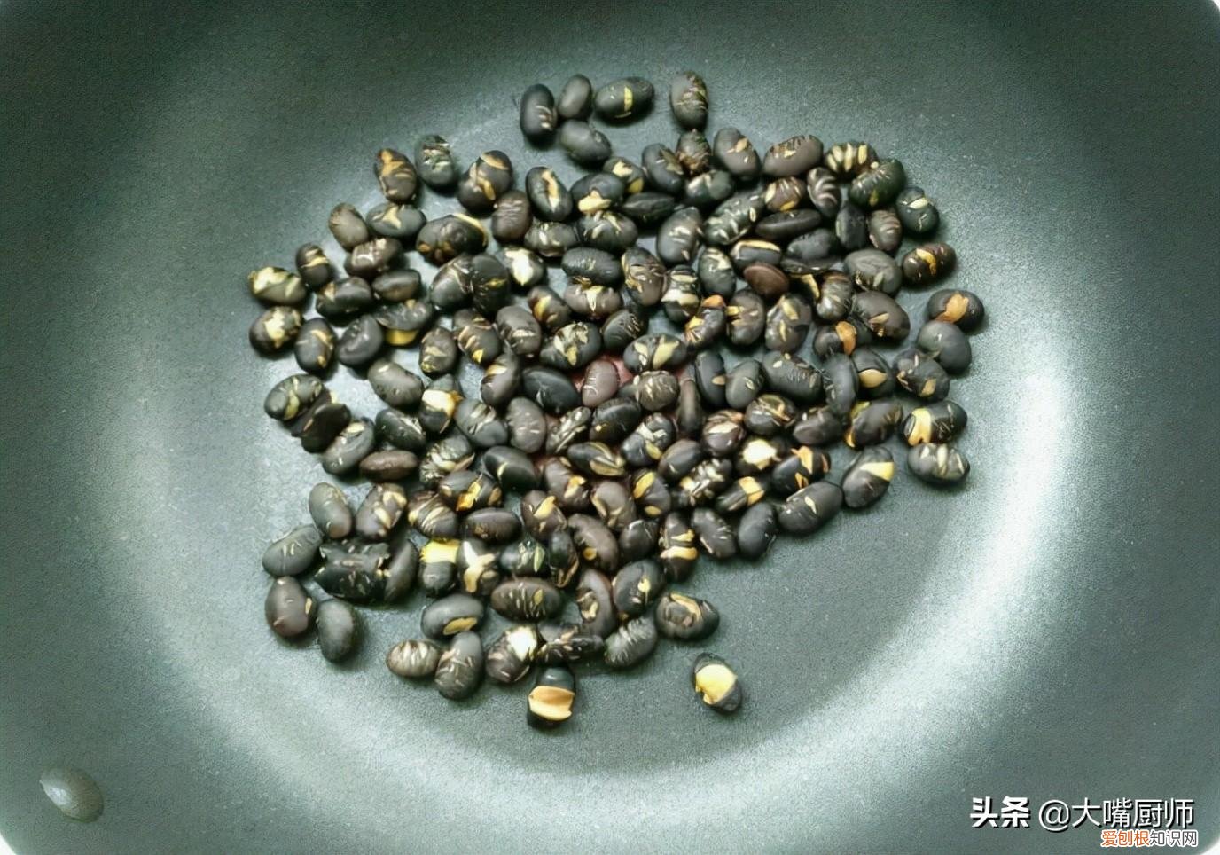 醋泡黑豆的吃法及功效