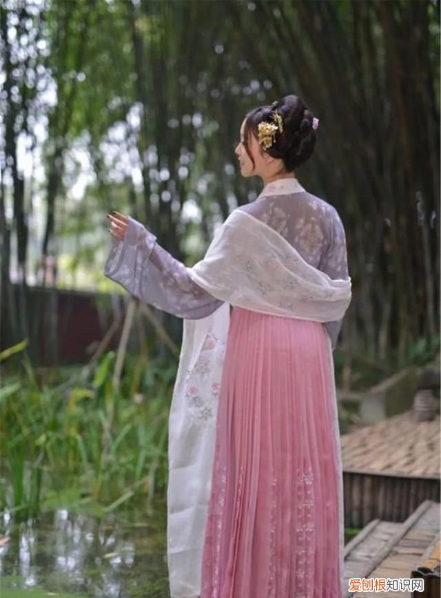 穿汉服头发怎么扎好看简单