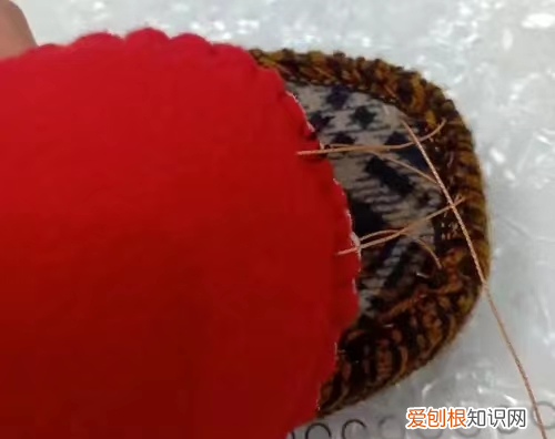 怎么做棉鞋视频教程，手工棉鞋鞋帮鞋垫缝合方法