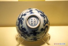 明代青花瓷器特征，明代建文青花釉里红瓷器特征