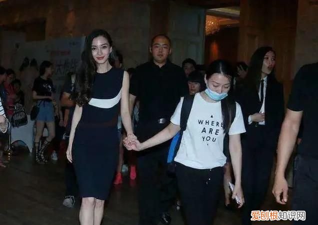 明星助理资格证怎么考，做明星助理要上什么大学