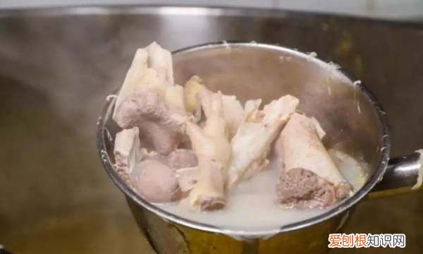 素高汤的做法及配方，高汤的熬制方法及配料