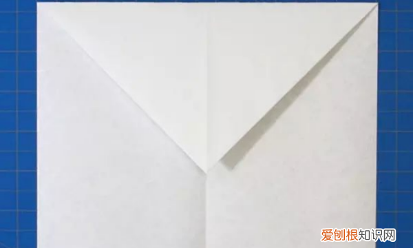 御风者纸飞机怎么折，叠纸飞机怎么叠纸飞机?