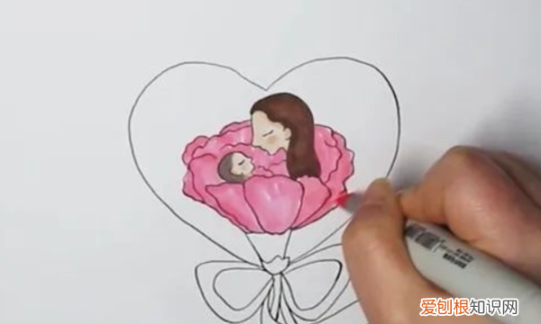 背景简笔画怎么画，四年级四班的班徽怎么画还要写出解说方可