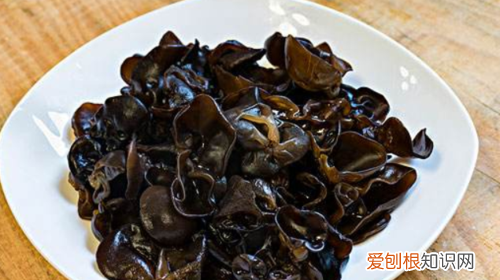 木耳泡发后捞出能放多久,木耳泡发后放冰箱第二天能吃吗