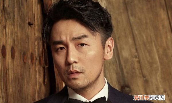 郭京飞雷佳音是什么关系