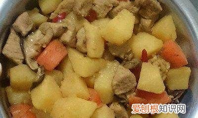 如何做出好吃的萝卜炖土豆，土豆炖胡萝卜怎么炖好吃又简单