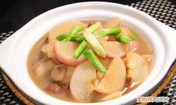 如何做出好吃的萝卜炖土豆，土豆炖胡萝卜怎么炖好吃又简单