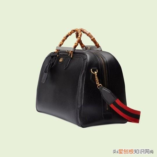 新品！！！GUCCI 上架新款 Diana 系列手袋：水桶包，旅行袋，铆钉肩带