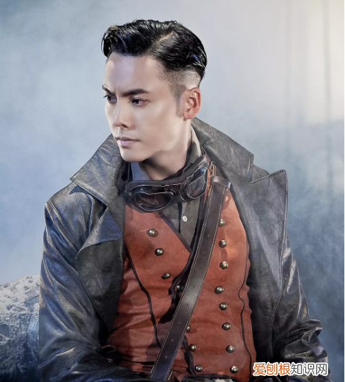 做了奇怪的梦，她莫名其妙地结了冥婚，鬼君：“娘子我们就寝吧”