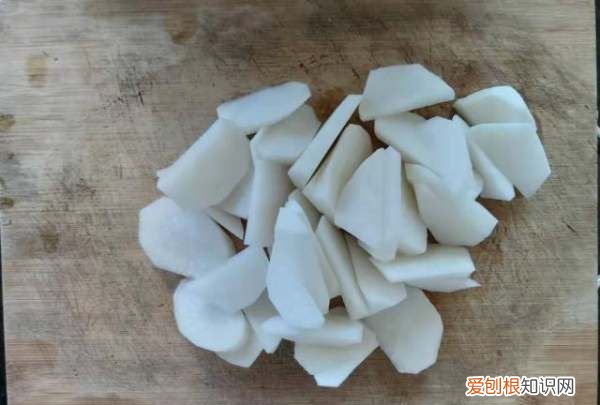 牛排炖汤的做法，怎样炖牛排汤好吃窍门