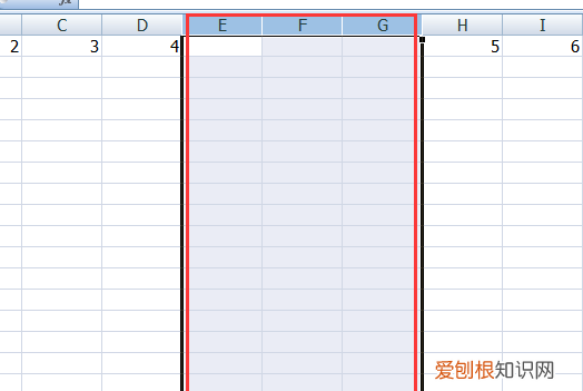 如何在Excel批量插行或列