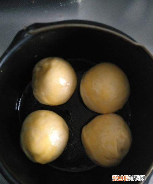 空气炸锅烤面包怎么做，用空气炸锅怎么做面包