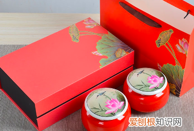 过年给家人准备什么礼物，回家过年给父母买什么礼物好