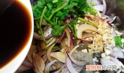 凉菜鱼皮的做法，凉拌鱼皮怎么做能变脆