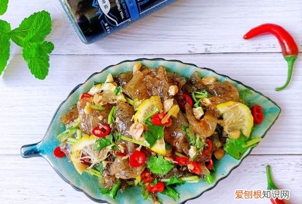 凉菜鱼皮的做法,凉拌鱼皮怎么做能变脆