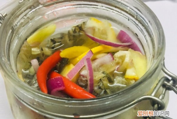 凉菜鱼皮的做法，凉拌鱼皮怎么做能变脆