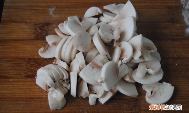 八爪鱼干和什么一起煮下奶 八爪鱼有没有下奶的功效