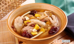 板栗炖鸡可以放红枣和蜂蜜吗 板栗炖鸡里面可以加枸杞红枣吗