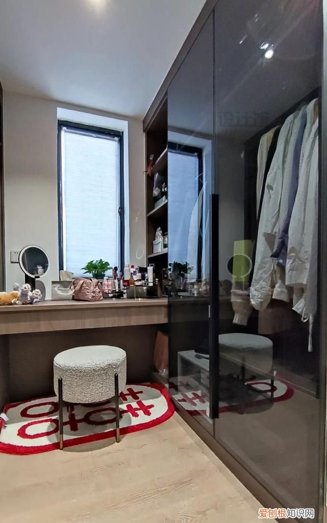 镜子最好摆放在家里哪个位置 镜子放在家里什么位置合适