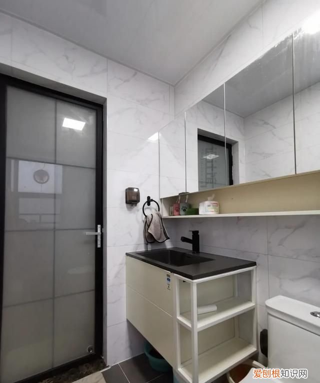 镜子最好摆放在家里哪个位置 镜子放在家里什么位置合适